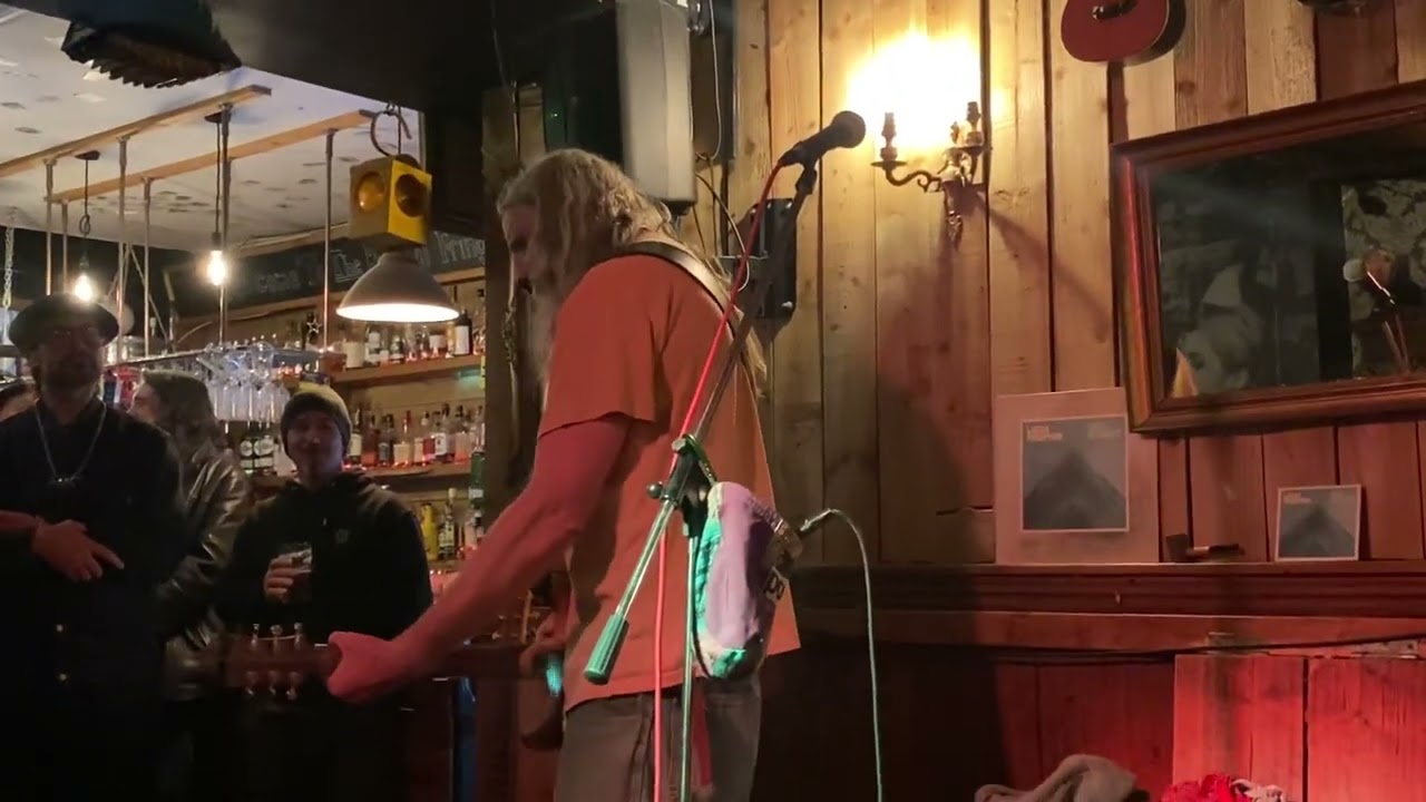 Jack Bessant - Slow Burning Angel - 2022/11/29 - The Bristol Fringe Bar, Clifton