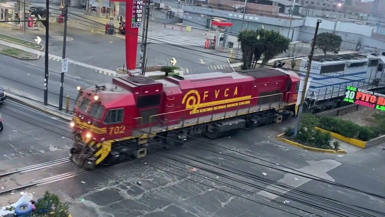 Rápido tridente FVCA 702 - FCCA # 1023 & 1033 GE C40-8W (11-05-2025)