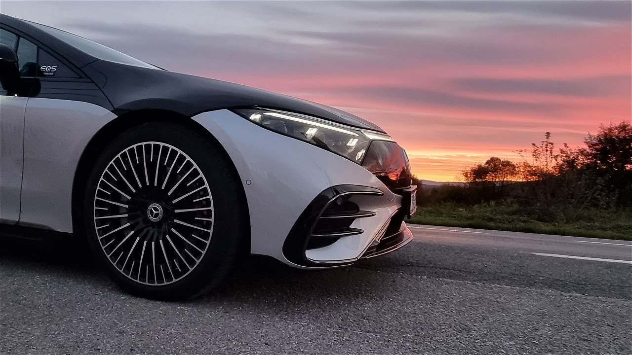 Mercedes EQS - DIGITAL LIGHT test, how it's work, POV night ride