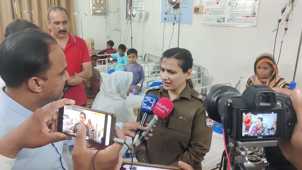 Sundas Foundation | Aisha butt | C.T.O Gujranwala | دبنگ پولیس آفیسر | Punjab police
