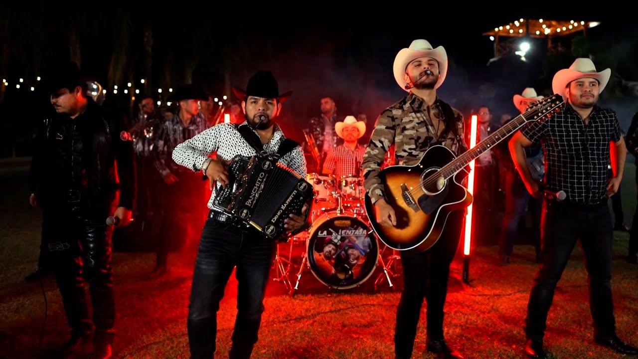 Mochilas Repletas - (Video Oficial) - Panchito Arredondo, La Ventaja y Banda Patria Chica
