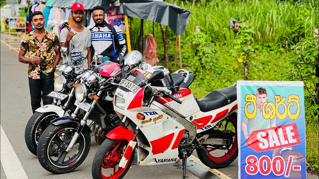 අපේ මල්ලිට හයියක් වෙමු මතුගම හැමොම /Road cloth shop in Sri Lanka