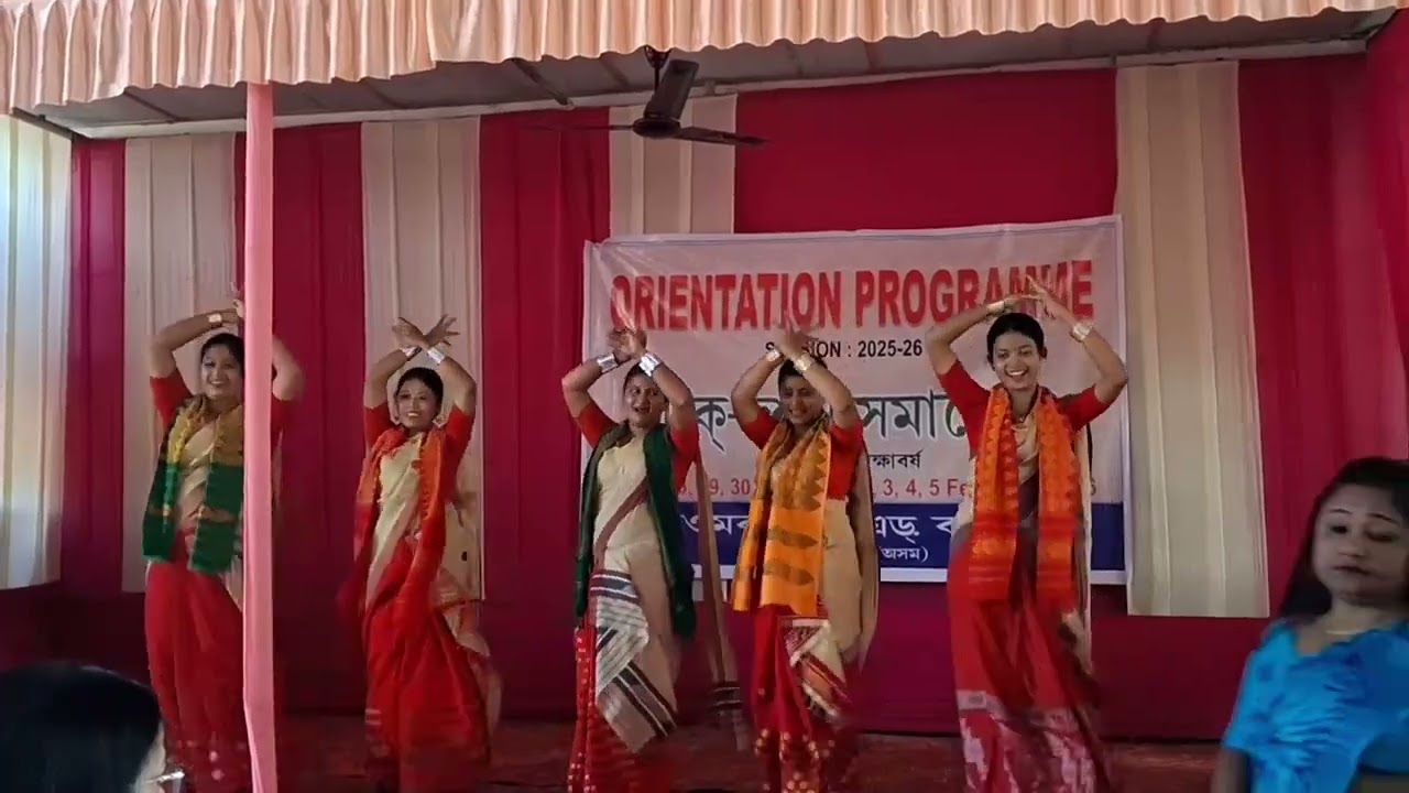 Bagurumba cover dance ❤️ #tranding #zubeengarg #zublee #dance #cover #viral #assam #college 