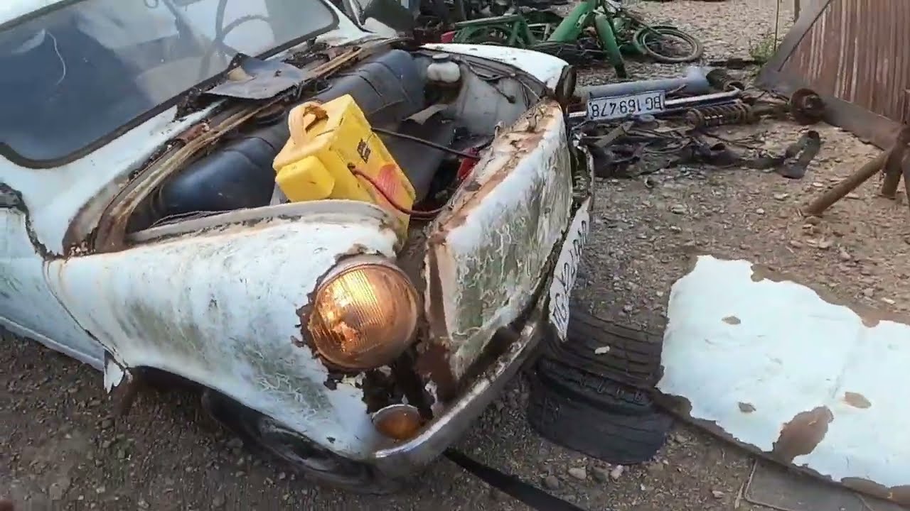 Zastava 750 u jako losem stanju. Auto-otpad Zastava