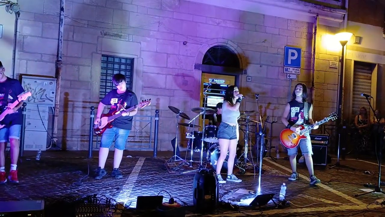 Venom Strike Live In Cabras (Cover Band Contest)