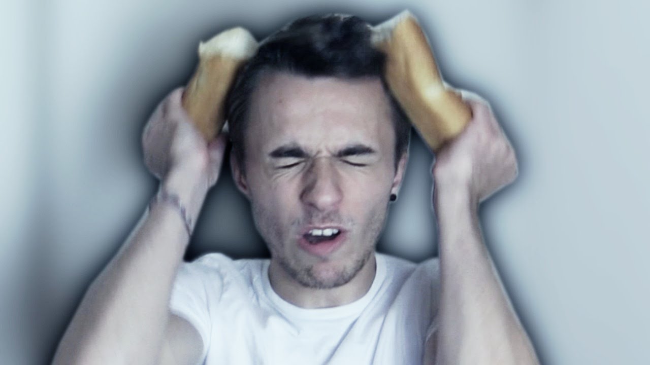 LE ICE BAGUETTE CHALLENGE ?! - Question Time 11