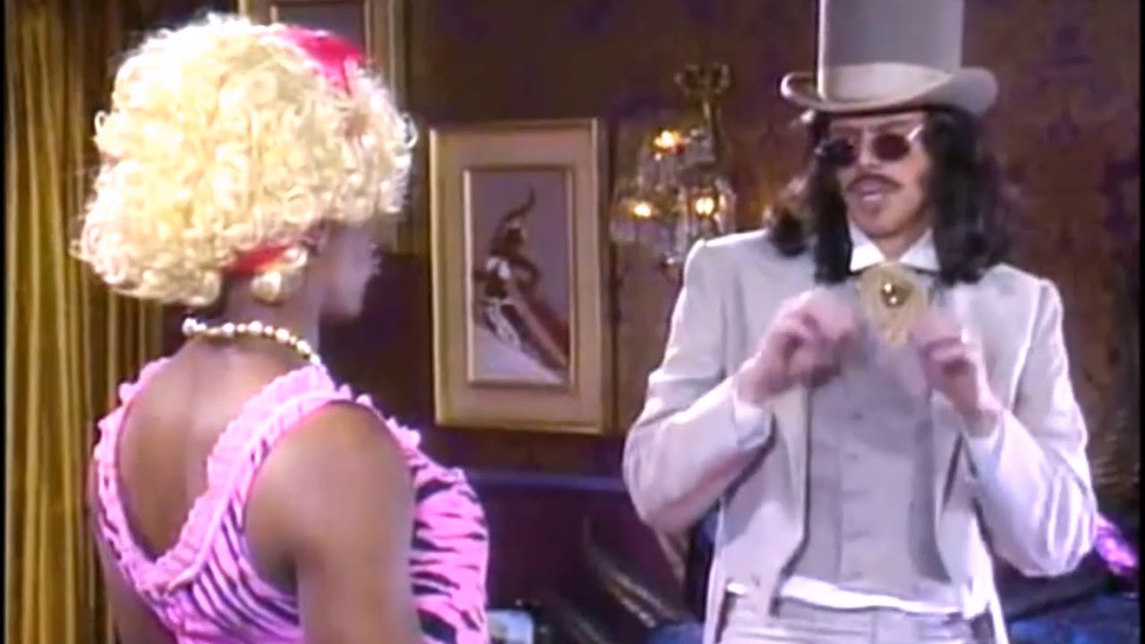 1992 - In Living Color - Dracula (Jim Carrey) Meets Ugly Wanda (Jamie Foxx) HD
