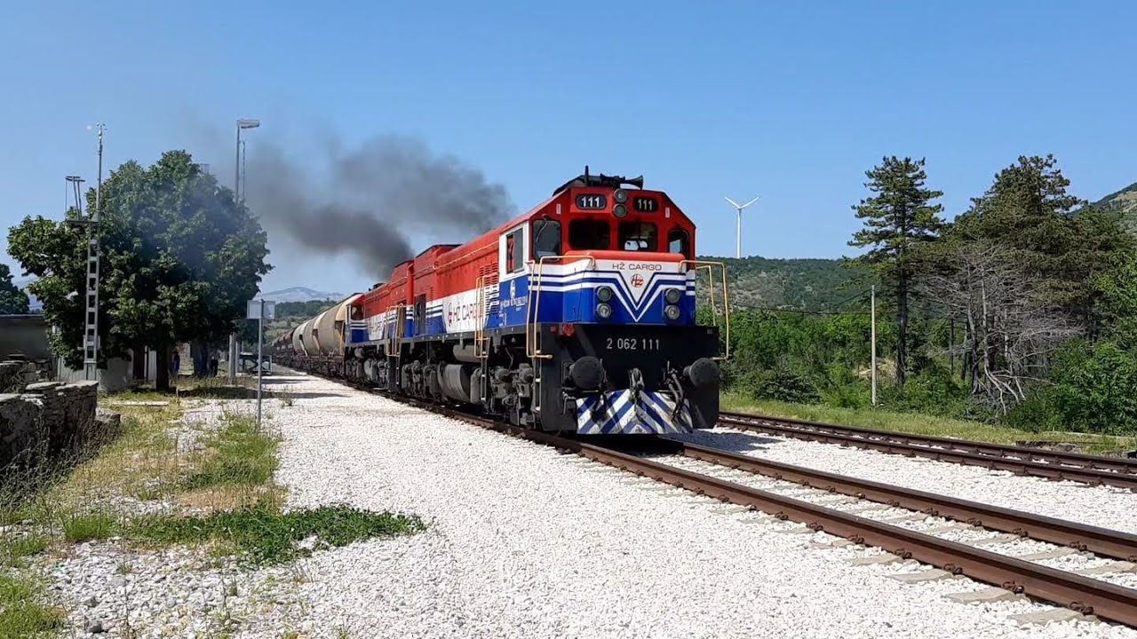 HŽ Cargo Diesel freight train chase // Lov na Turnere 2062 111 + 2062 113 na Ličkoj pruzi