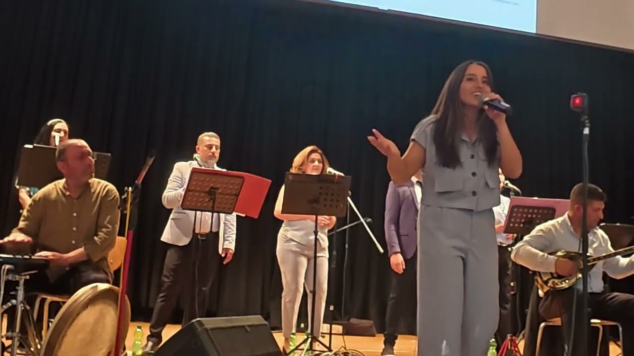 Şino Nino - Özge Akyol
