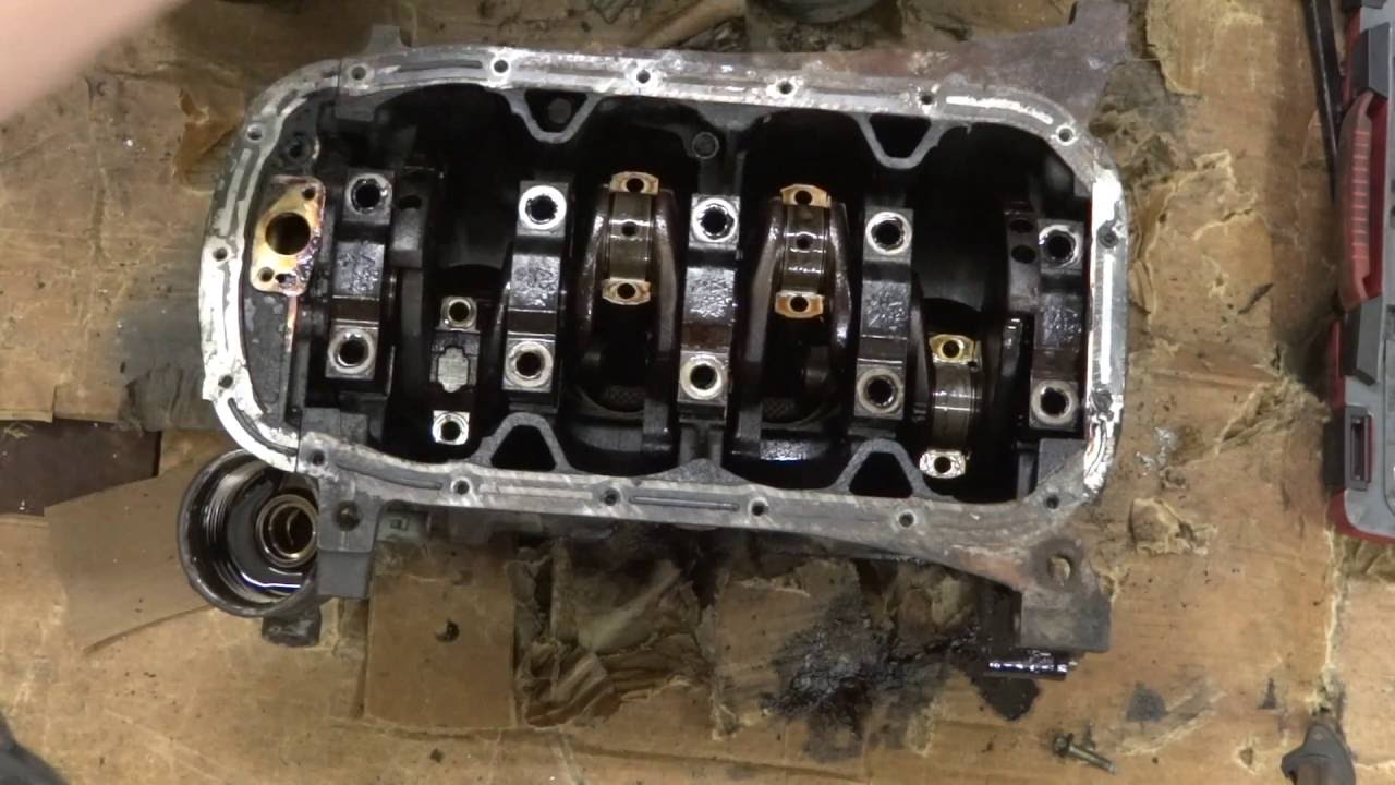 Renault D4F bottom end teardown