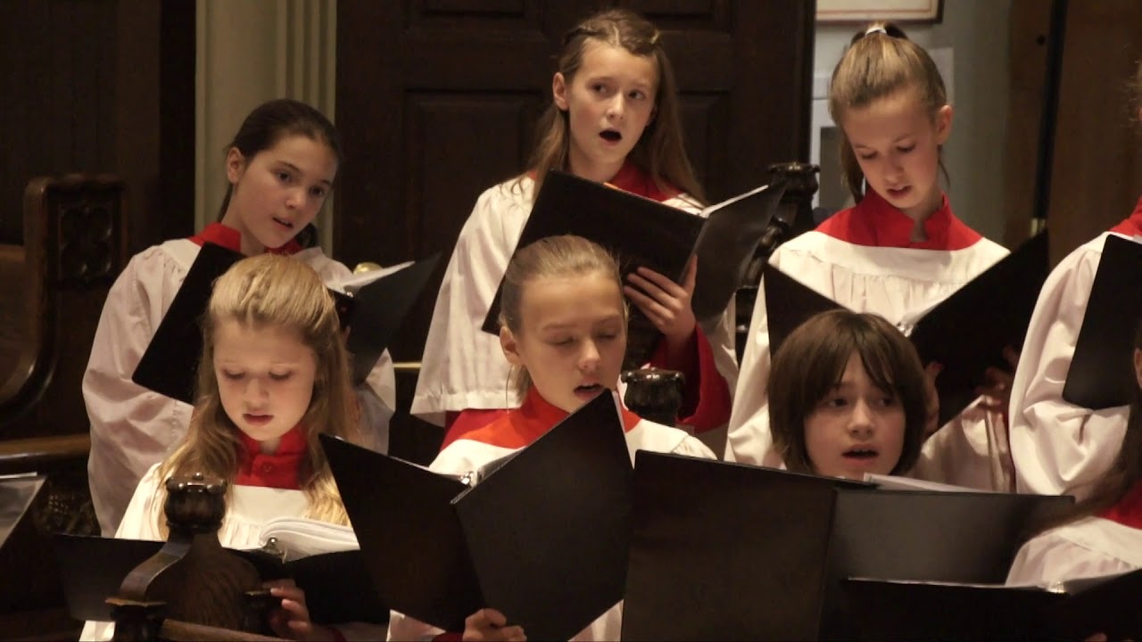 Praetorius - Lo How a Rose E'er Blooming