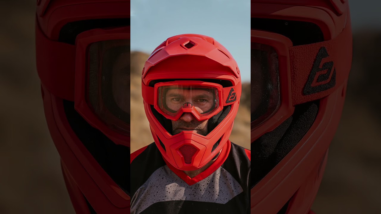Motorhelmets Store Sale Smith Optics Intake Sweat-X and Answer Racing Apex 1 Adult Off-Road Goggles