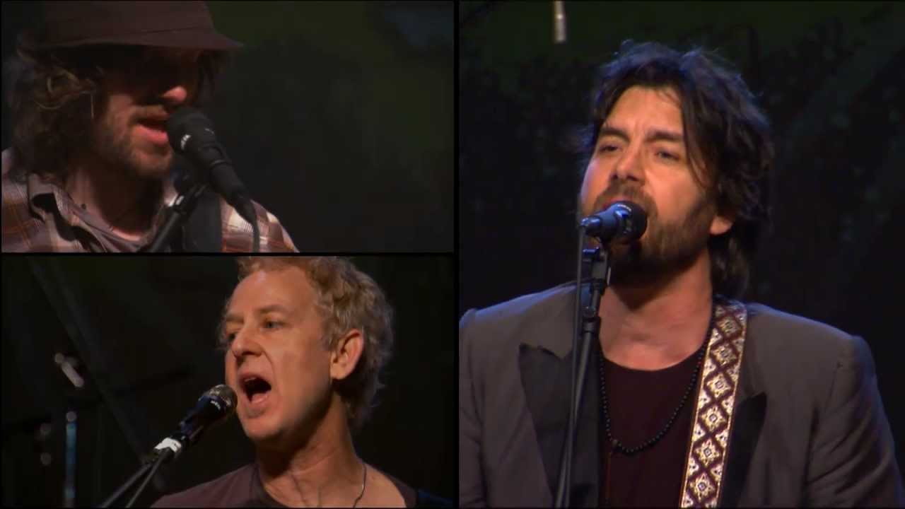 Bob Schneider performs - Honeypot - live on The Texas Music Scene