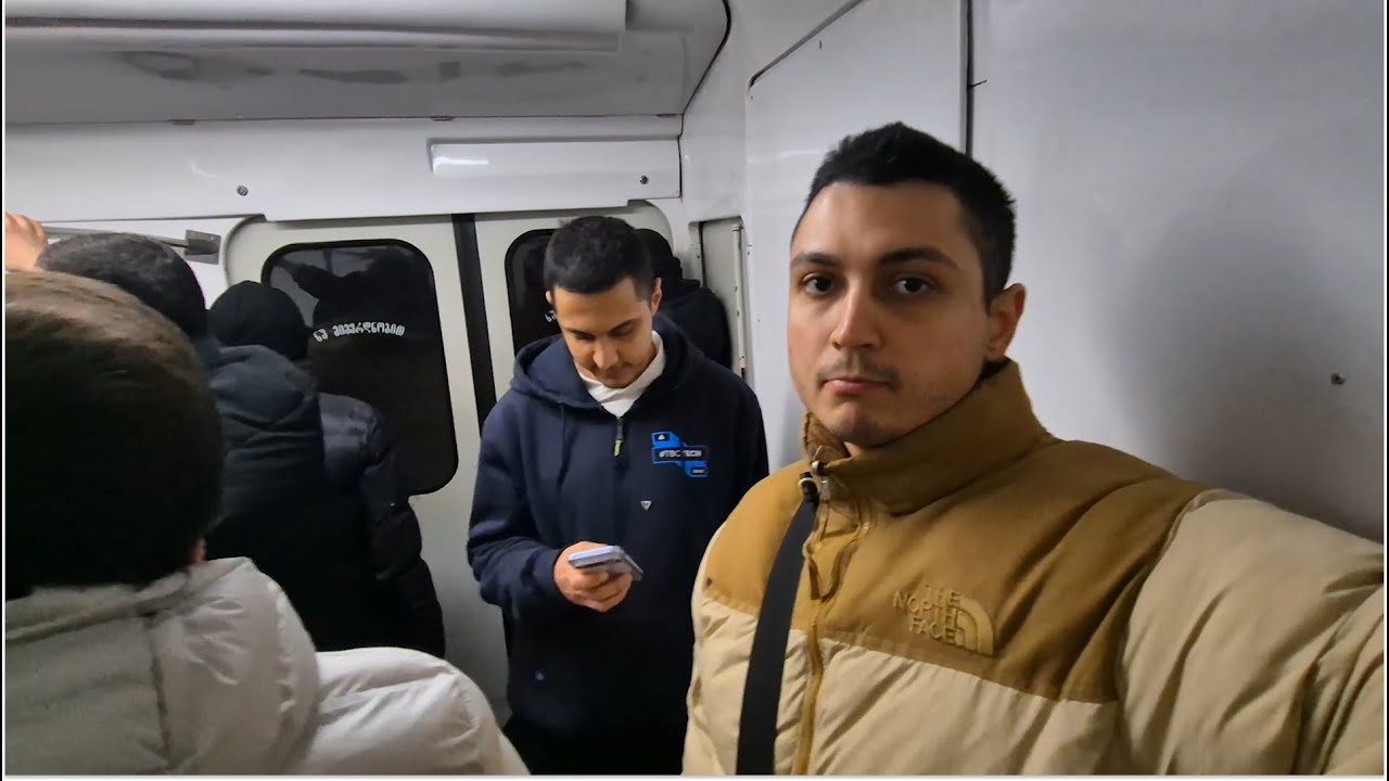 Грузинская шаурма, рынок Варкетили и метро Тбилиси | Прогулка по Руставели