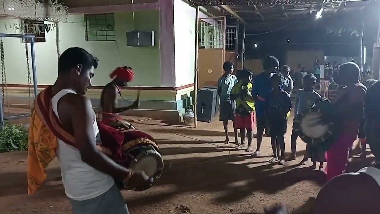 சுப்பிரமணியன் பூசாரி  ரமேஷ் தவில் சசிகுமார் நாதஸ்வரம் இருகலூர்
