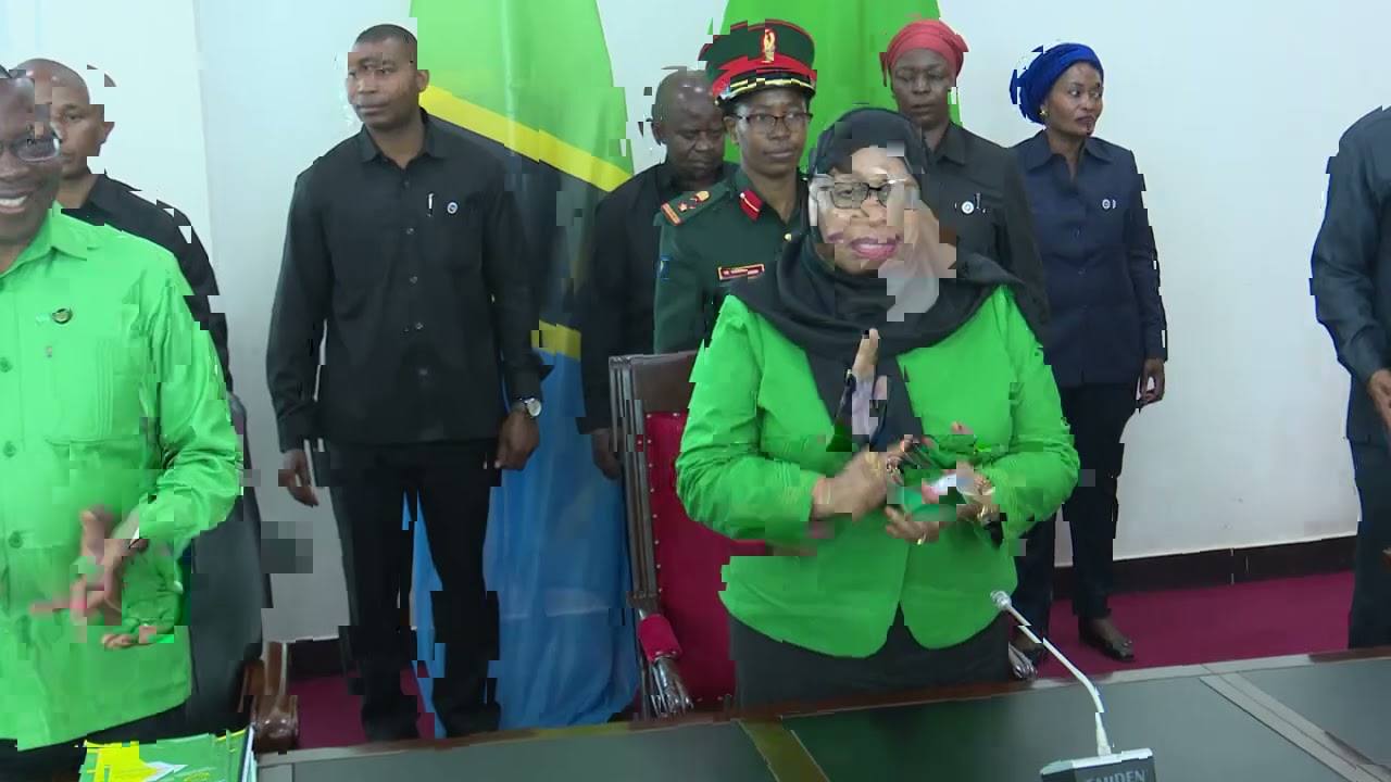 RAIS SAMIA ASHIRIKI KIKAO CHA KAMATI KUU YA HALMASHAURI KUU CCM...