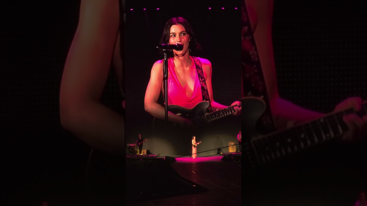 Close To You by Gracie Abrams @ The Eras Tour Toronto N3 #gracieabrams #taylorswift #erastour
