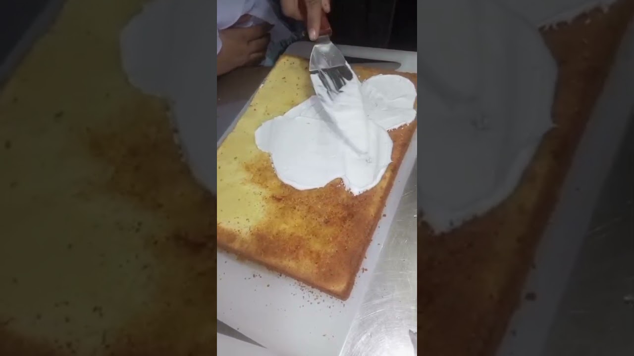Roll cake,,, 🤤😇 