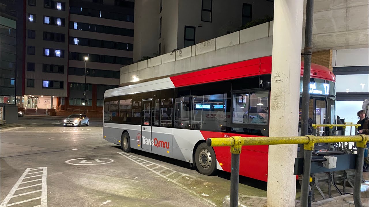 Newport Bus | Yutong E12 | 355 | Route T7