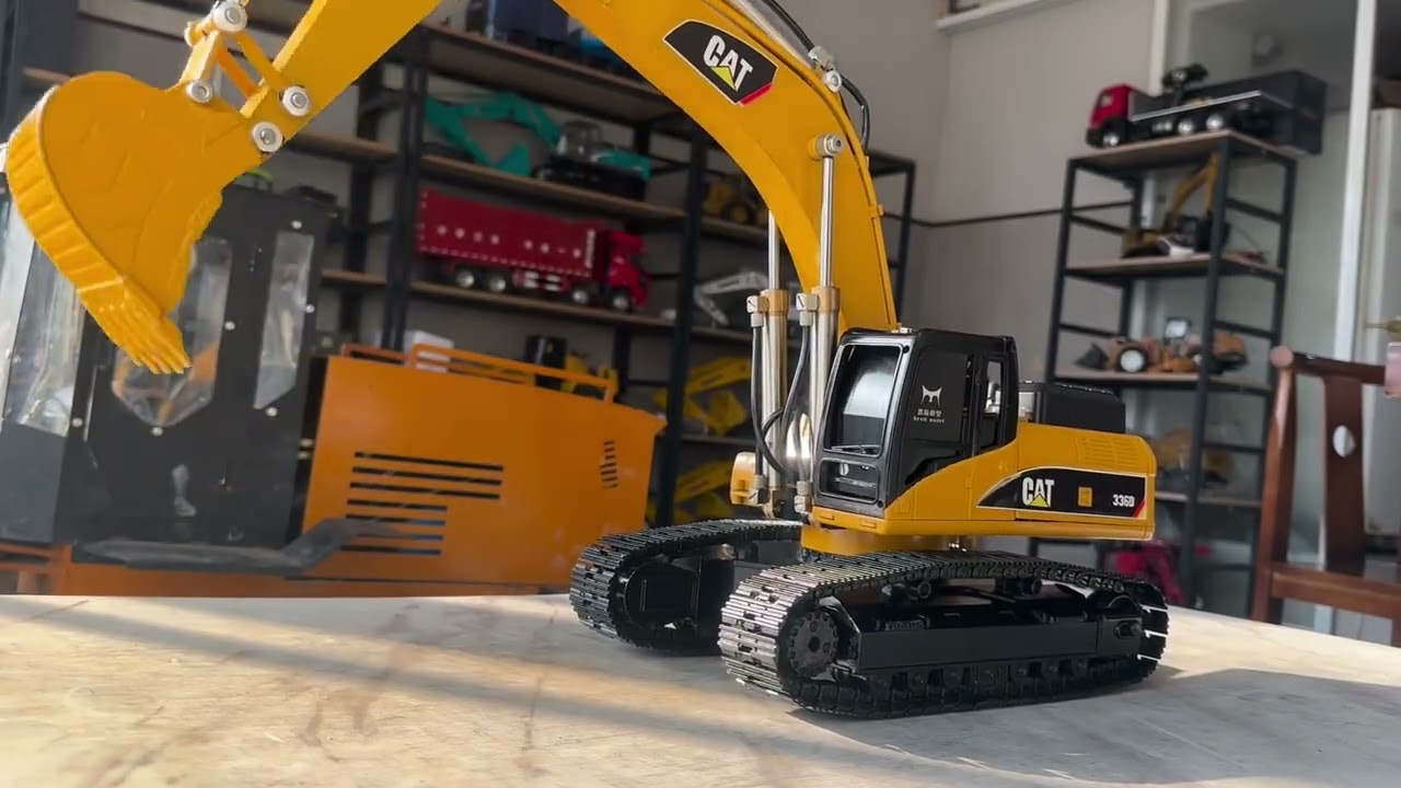 HUINA 580 1/14 RC Metal Hydraulic Excavator Modified Finished Product RTR