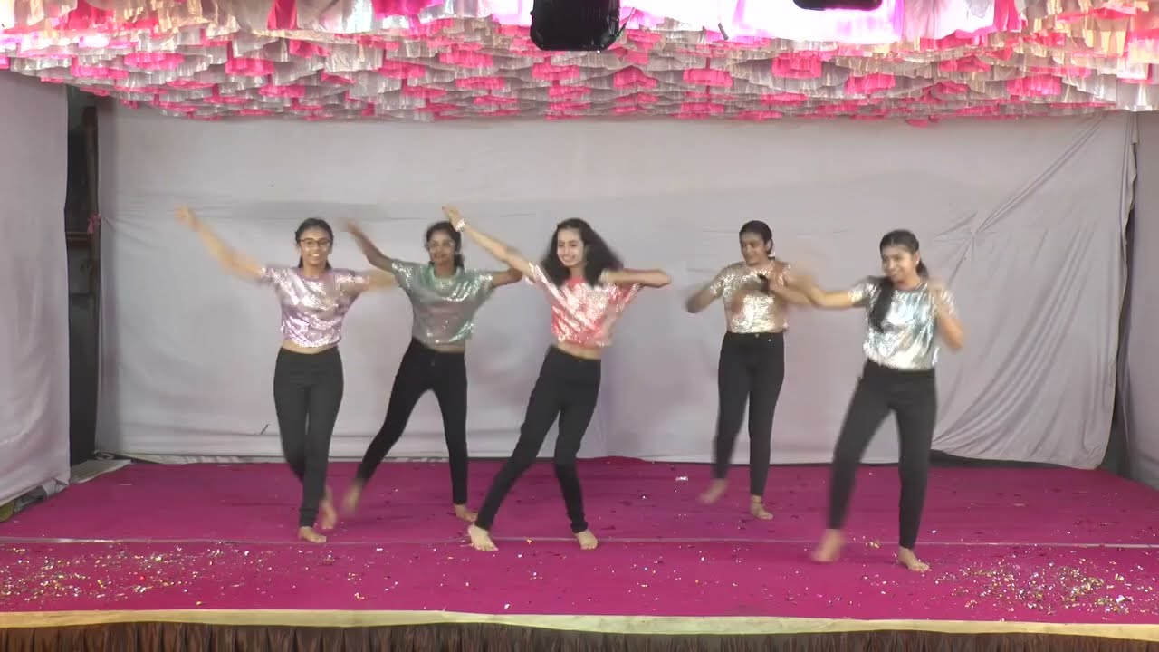 Girl Gang powerful dance 💃 for Talent show !
