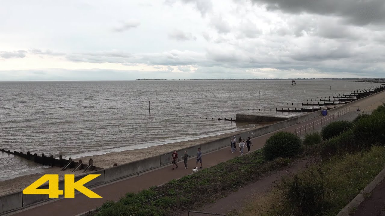 Dovercourt, Harwich Walk: Town Centre & Beach【4K】