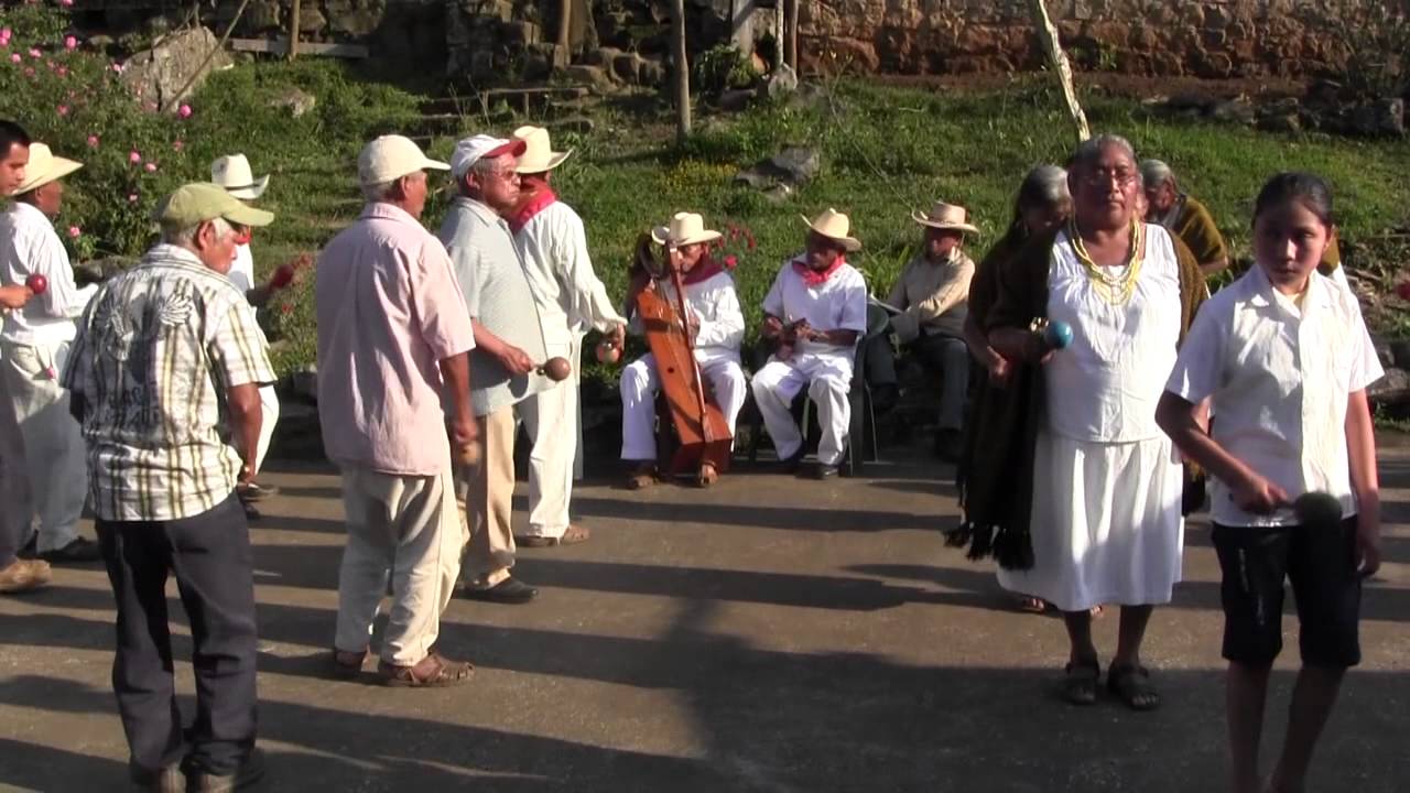 Danza Ayacachtinij -- Encuentro del Sol - Peña Blanca, Xilitla