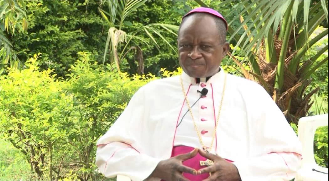 Hommage  de l'émission MANEGE DU SAVOIR à Mgr Joseph BEFE ATEBA Evêque de Kribi Décédé.