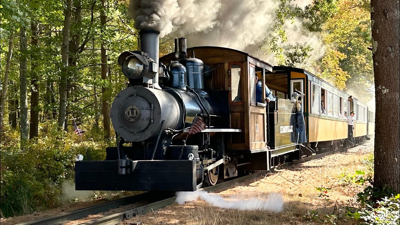 Fall Foliage Steam Train at Edaville's Cranberry Festival!