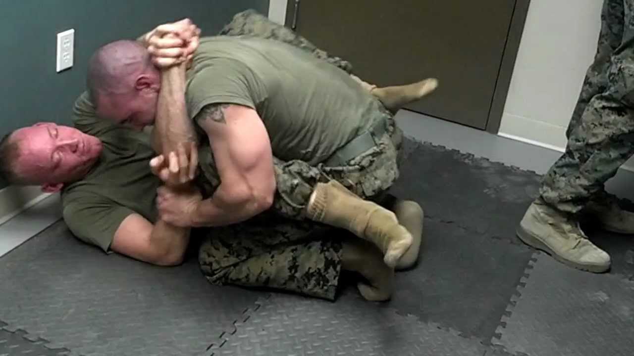 armory marine grappling o vs B1 big man.mp4