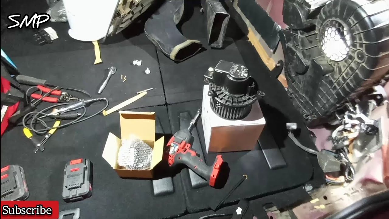 Dodge Grand Caravan rear fan blower motor resistor replacement