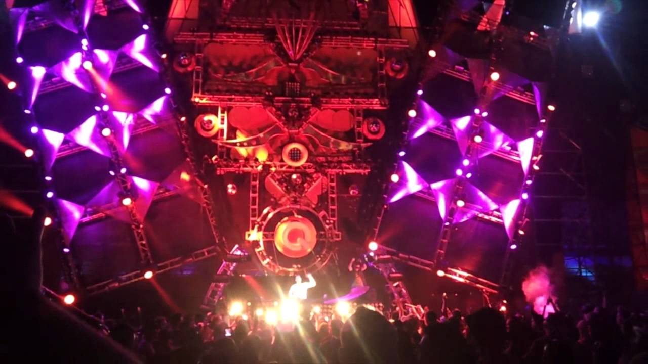 Ran-D live @ EDC 2012 Las Vegas (Q-Dance Stage) Lose My Mind-Brennan Heart & Wildstylez