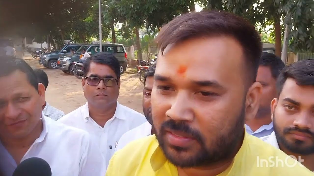 जगदीशपुर विधानसभा से महागठबंधन प्रत्याशी के तौर पर किशोर कुणाल ने किया नामांकन देखें व सुनें :-