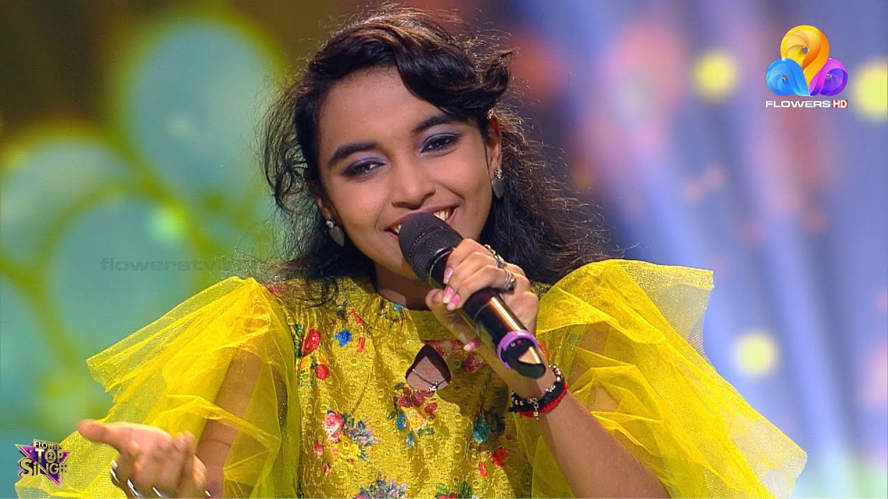 രാഗലയ ഭാവങ്ങളോടെ പാട്ടുവേദിയുടെ മനം കവർന്ന് അമൃതവർഷിണി...!!