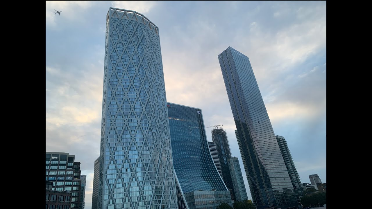 Cove – landmark pinnacle canary wharf london 10282023