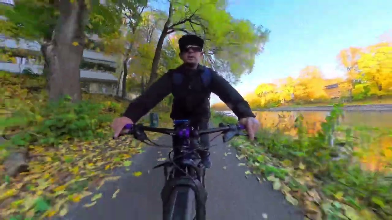 Autumnvibes Ride Sunny Sunshine ☀️ #insta360x5 #mtb #bicycle #cycling #cyclecam #mtbcycling 