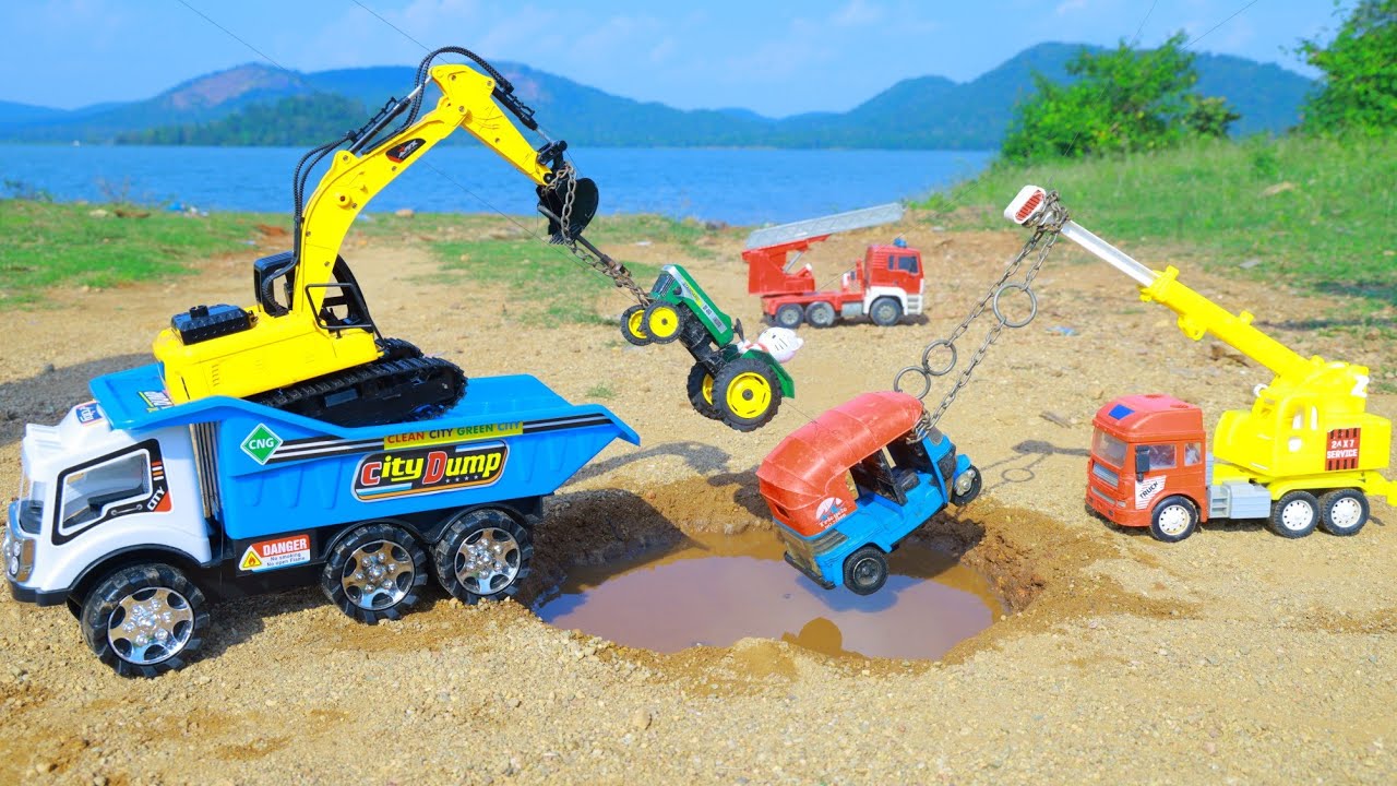 Power Truck Bajaj Auto Rickshaw John Deere Tractor Accident Pulling Crane JCB 3DX ? Cartoon | CS Toy