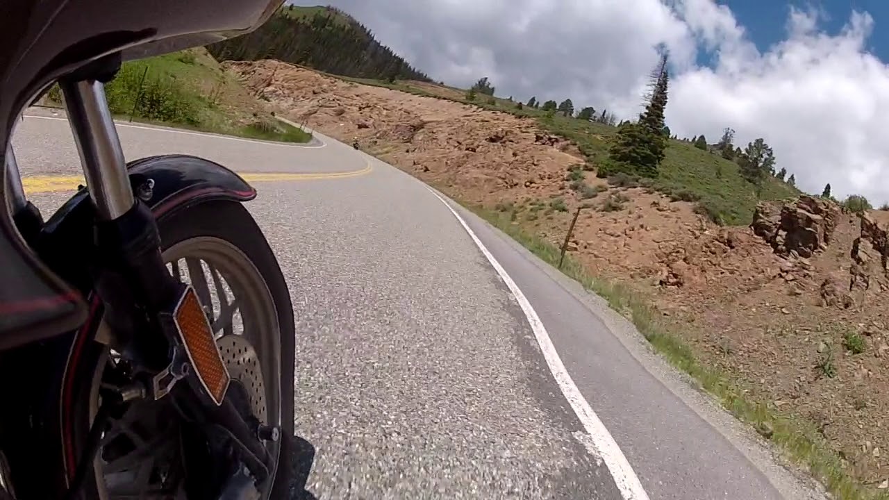 1979 R100RT and 1971 Honda CB 500 Four on Galena Pass