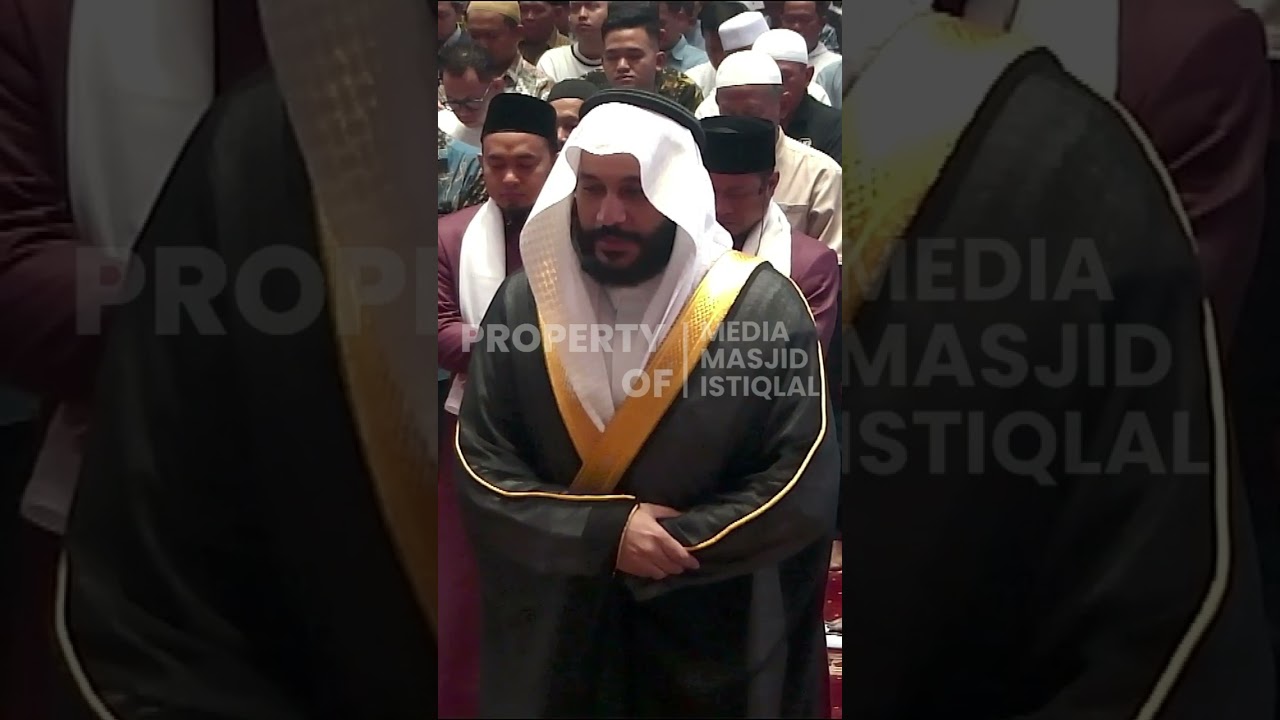 As Syeikh Abdurrahman Al Ausy   Imam Sholat Jumatan