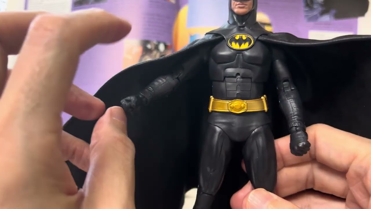 Batman Returns Custom Wired Cape and Spawn Elite Wired  Cape that turns into a Hood!!! Yes!👍 