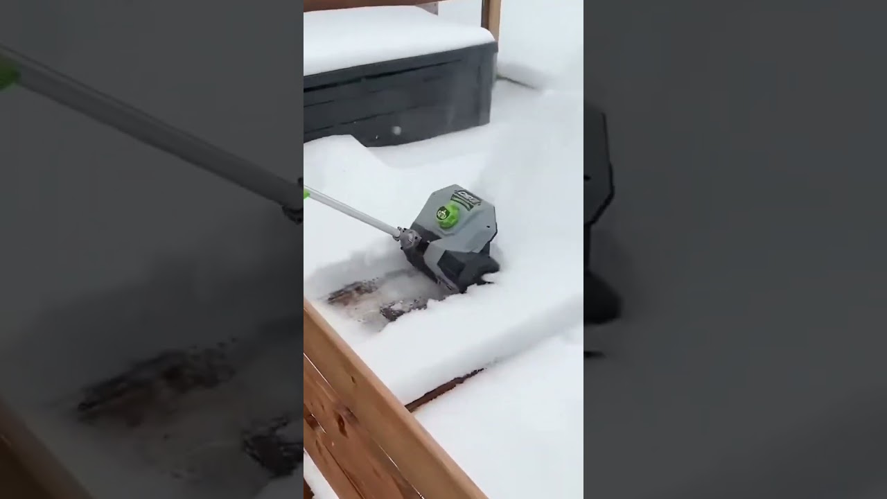 Handheld portable snow shovel snow blower #snowthrower #snowblower #snowremoval # #blower