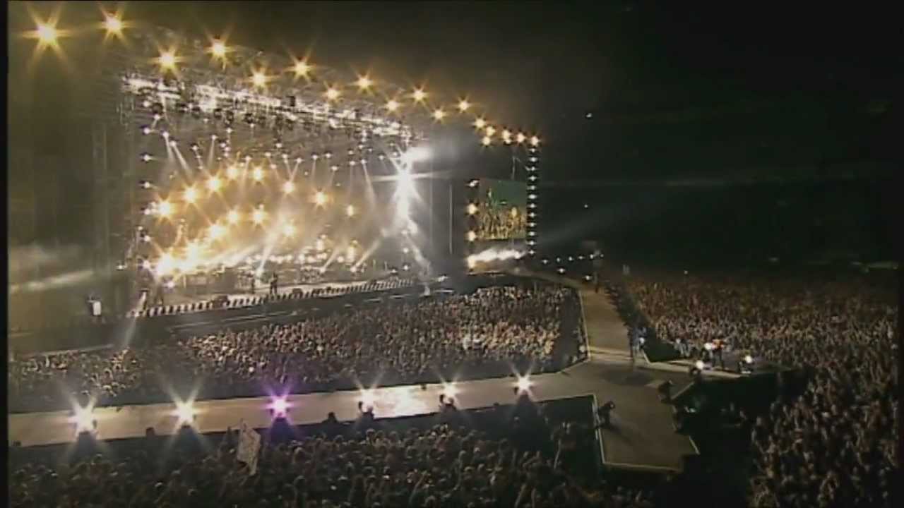 Ligabue - Leggero - live (HD)