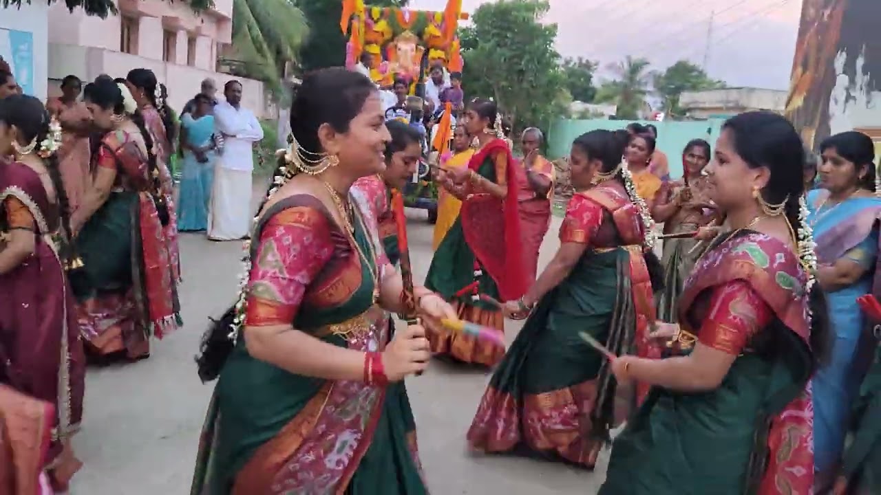 జగడపు తనవుల జాతర కోలాటంసాంగ్ //Jagadapu Thanavula Jathara kolatam Song//వినాయక నిమజ్జనం//By Family