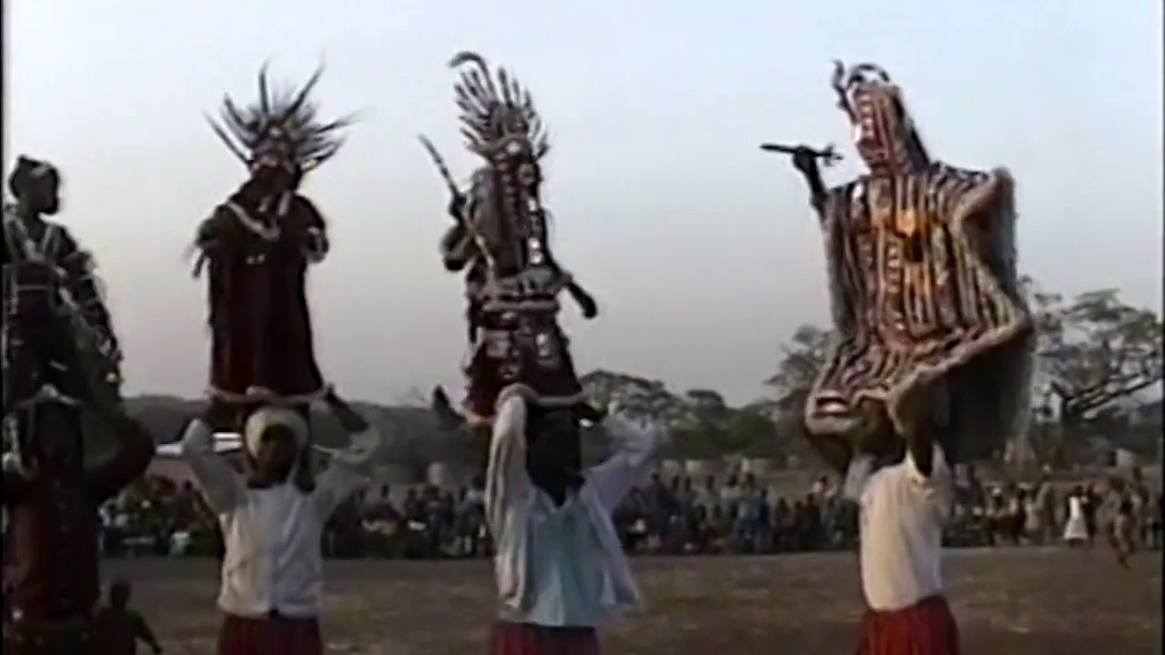 Mendiani Girls dancing in Balandougou, Guinea Jan. 2000