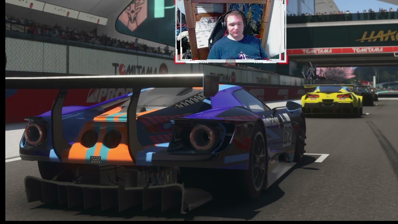 Close race at hakona on Forza Motorsport in GT cars