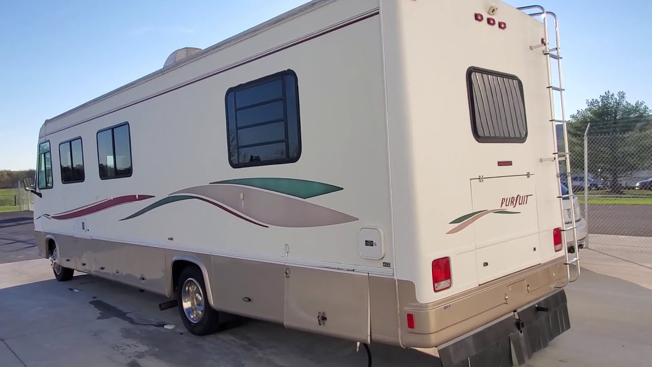 1999 Georgy Boy Pursuit 3205  25,750 miles at Beckleys RVS