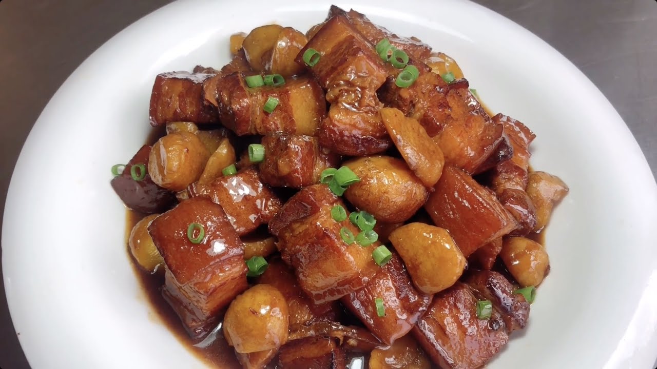 這才是“板栗紅燒肉”正確的做法，四川大廚教你飯店好吃的技巧，軟糯入味一鍋不夠吃！Braised Pork with Chestnut