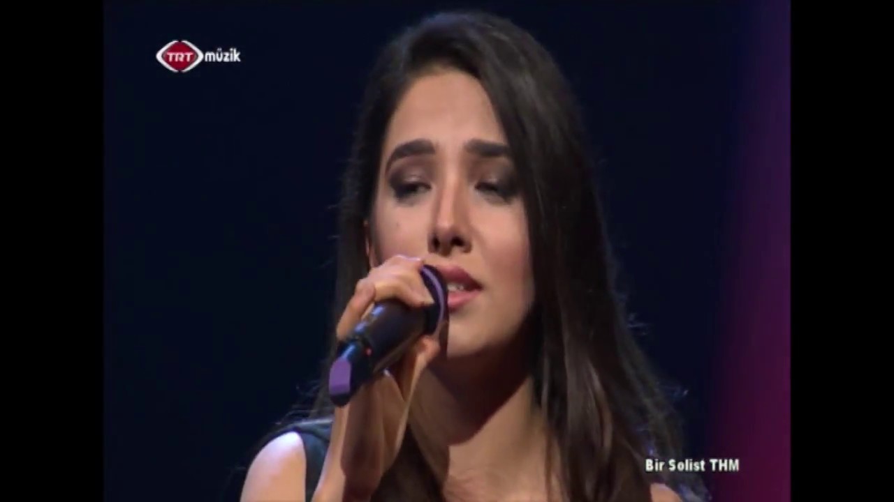 Senem AKDEMİR - Allı Gelin Taş Başını Yol Eder