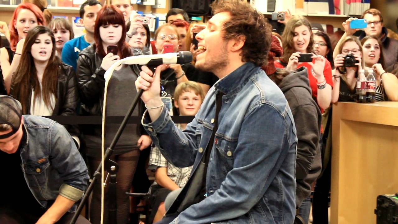 Liquid Confidence - You Me At Six @ Apple Store acoustic (HD)