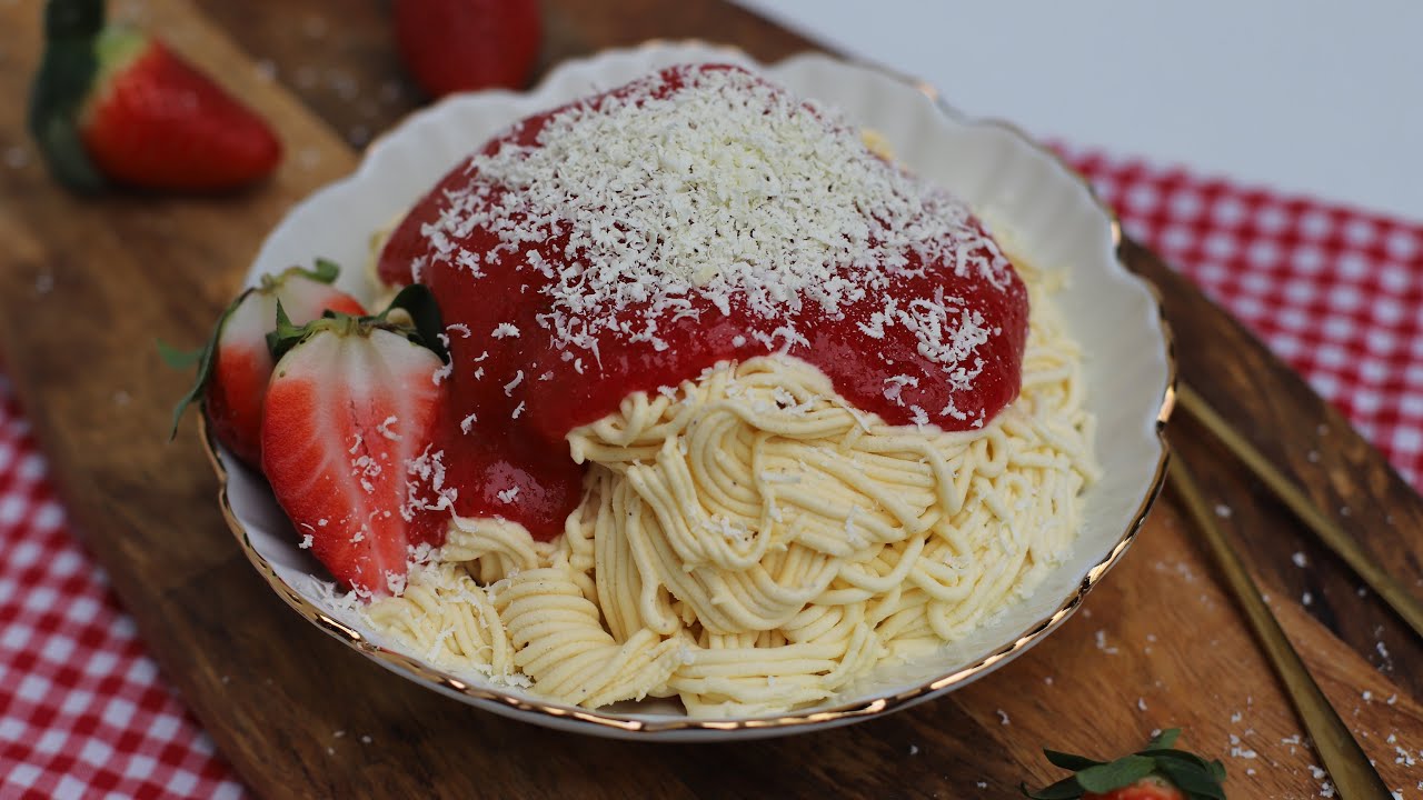 Spaghettieis ganz einfach selbst machen! Spaghettieis Rezept